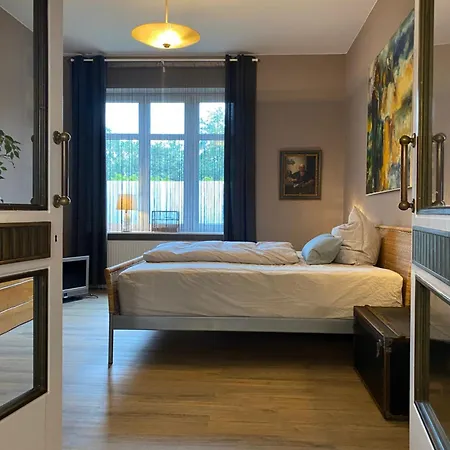 Bahnhof Vaale- Gleis 3 *